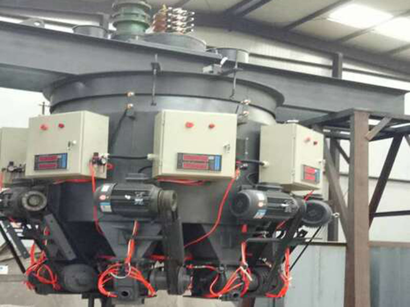 八嘴旋轉包裝機